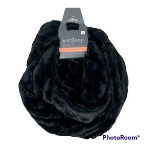 West Loop Faux Fur Women's Infinity Scarf